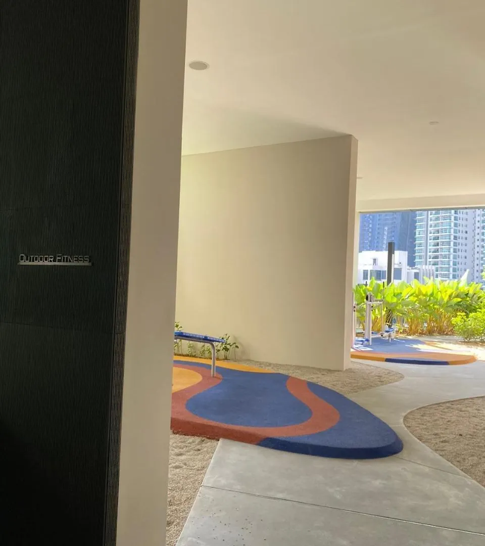 Apartamento Eaton Residences Klcc By Ikon Kuala Lumpur